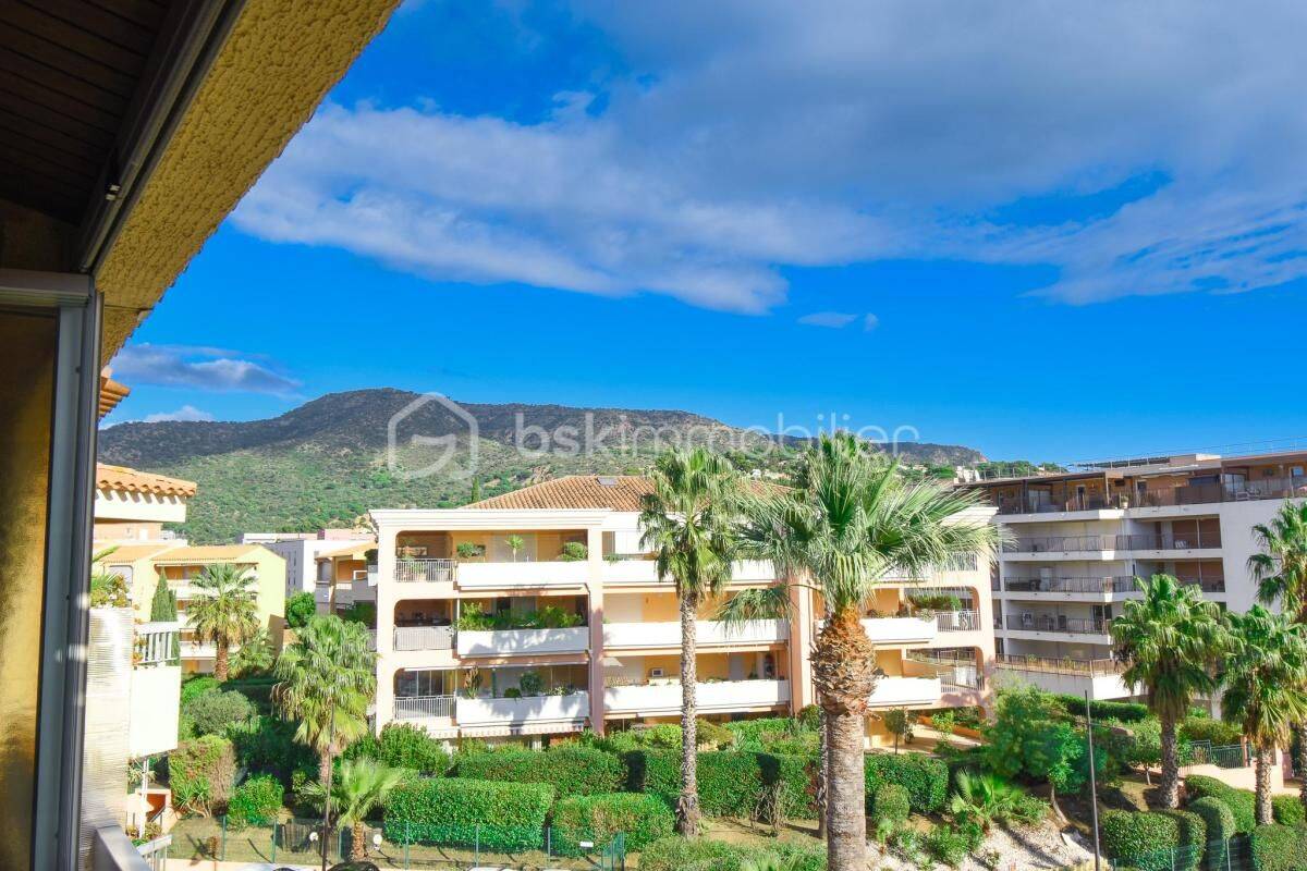 Appartement 3 pièces 52 m² · à Le Lavandou · 52 m² · 348 000 €
