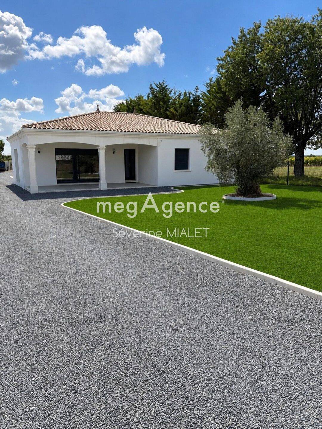 Maison 4 pièces 117 m² · à Triac-Lautrait · 117 m² · 359 000 €