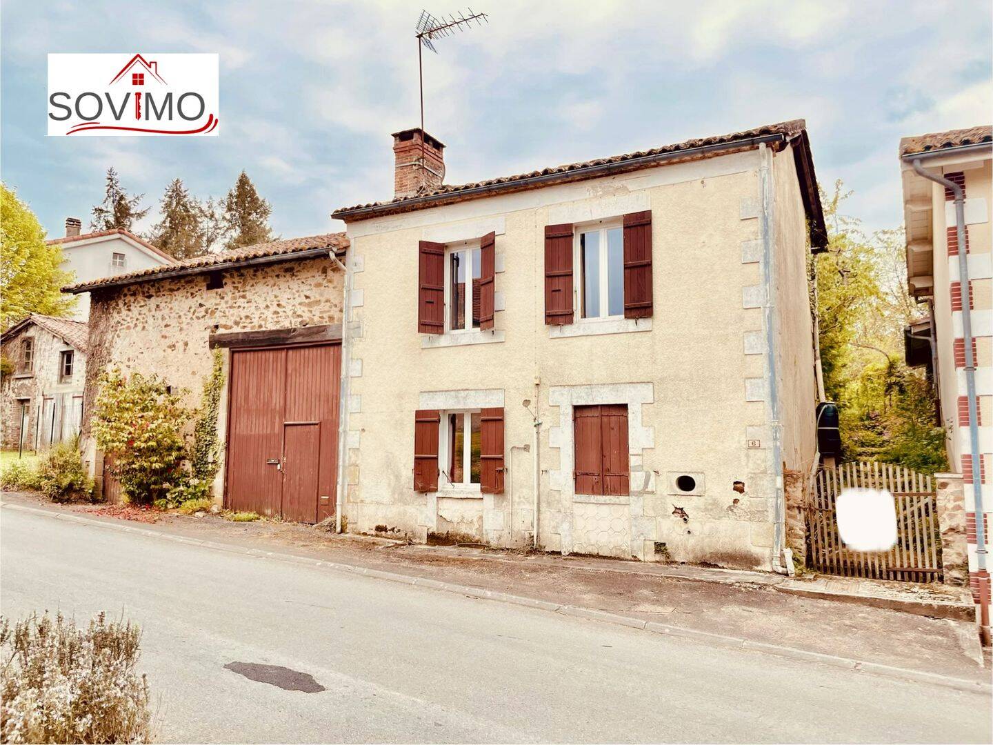 Maison 6 pièces 95 m² · à Chirac · 94,5 m² · 82 500 €