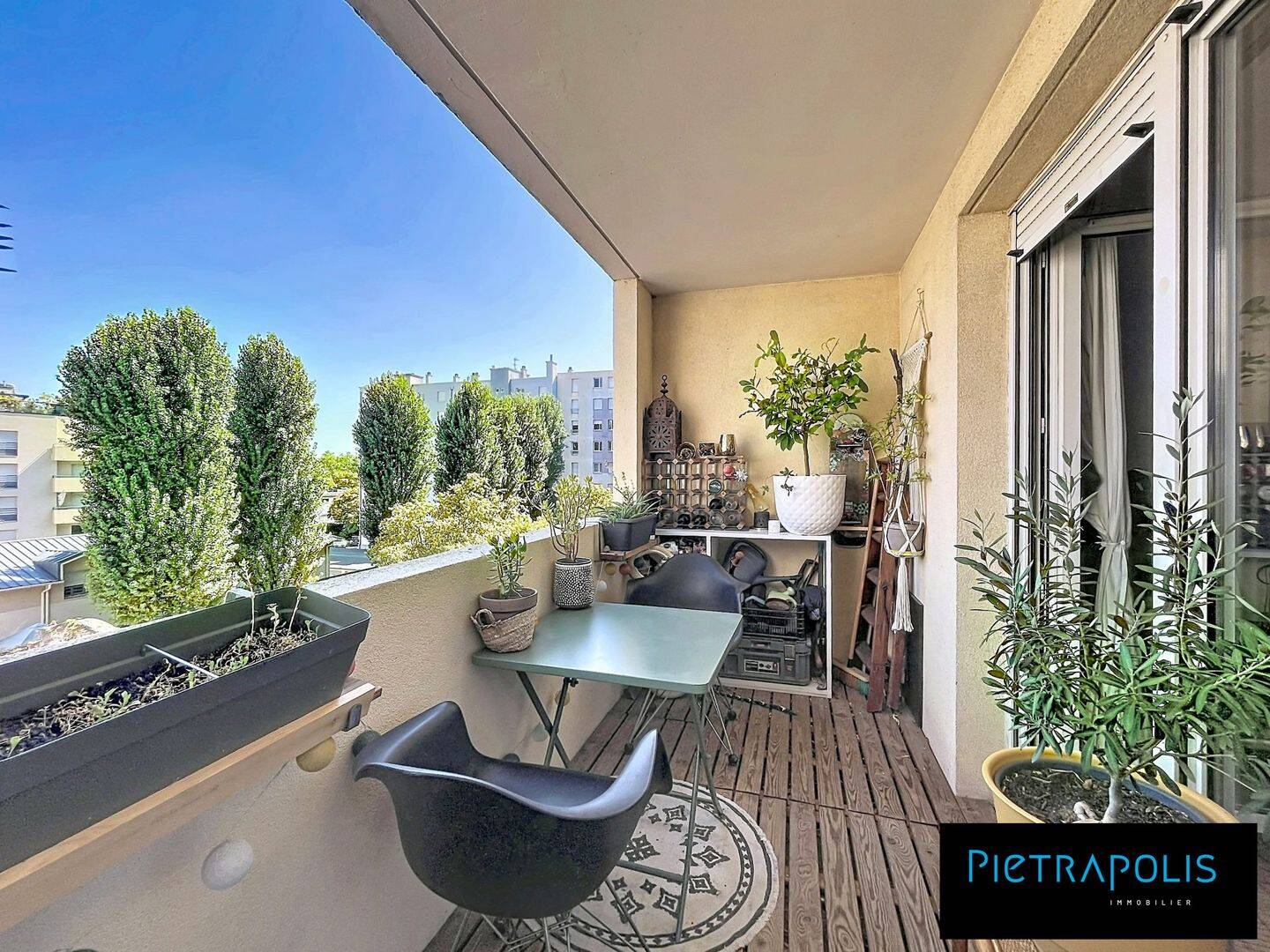 Appartement 3 pièces 72 m² · à Lyon 7ème · 71,8 m² · 279 000 €