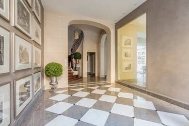 Hôtel particulier à louer 30 000 € 7 pièces 5 chambres 450 m² 450 m² de terrain Paris 16ème 75116