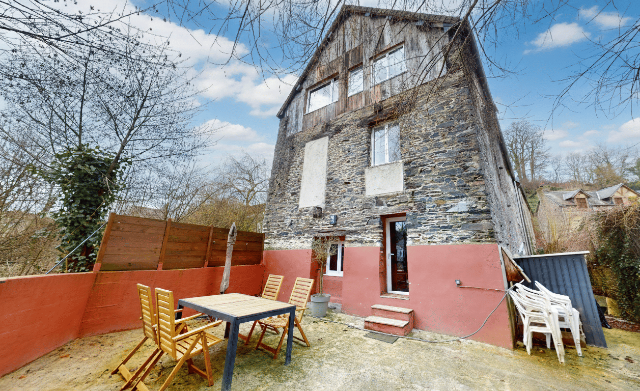 Maison 6 pièces 144 m² · à Thury-Harcourt-le-Hom · 144 m² · 259 000 €
