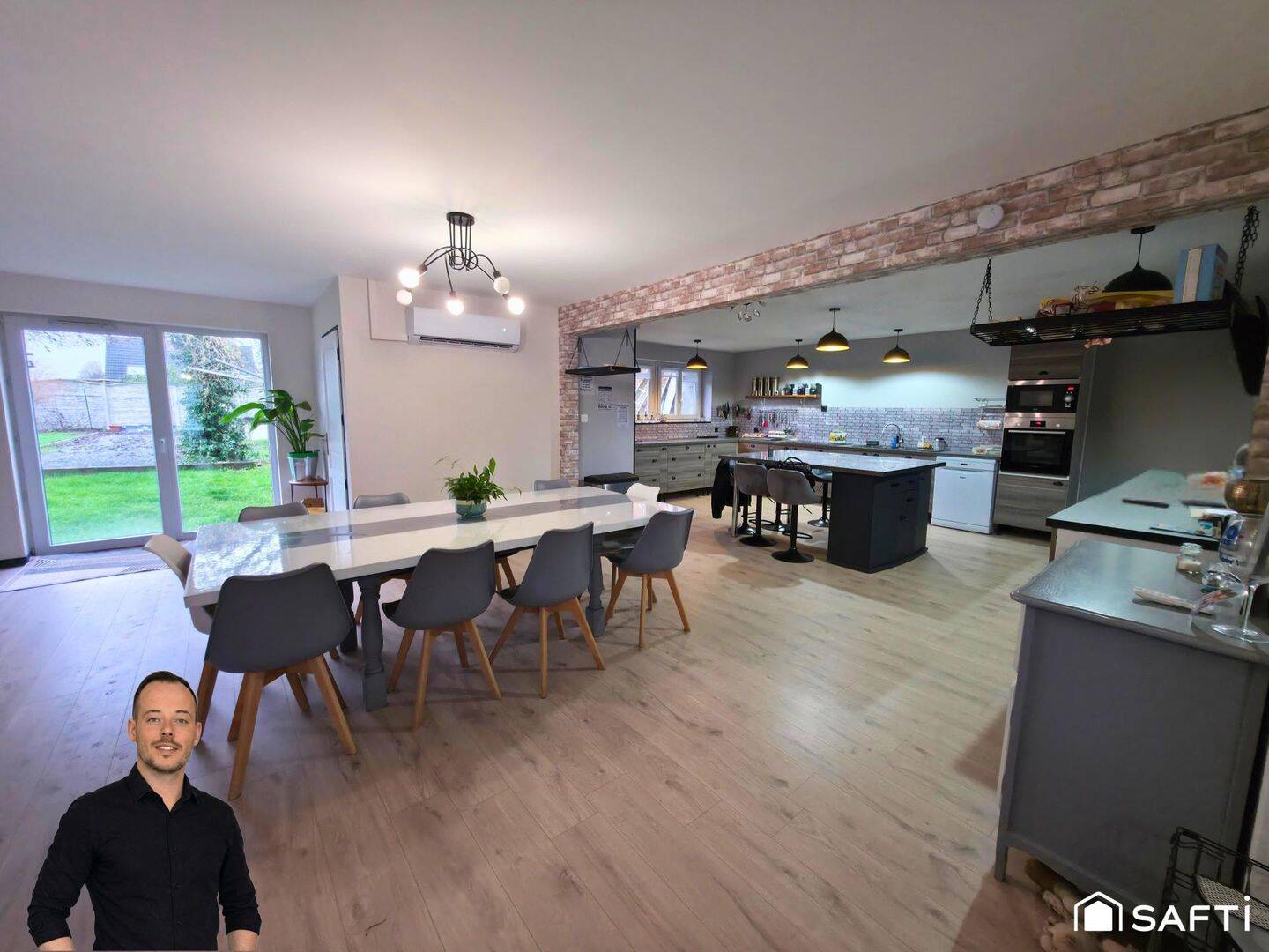 Maison 8 pièces 290 m² · à Pommereuil · 290 m² · 272 000 €