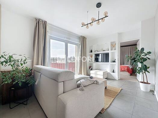 Appartement à vendre 214 000 € 2 pièces 1 chambre 48 m² Étage 3/5 Quatres Cités-Simonettes-Les Boullereaux Champigny-sur-Marne 94500