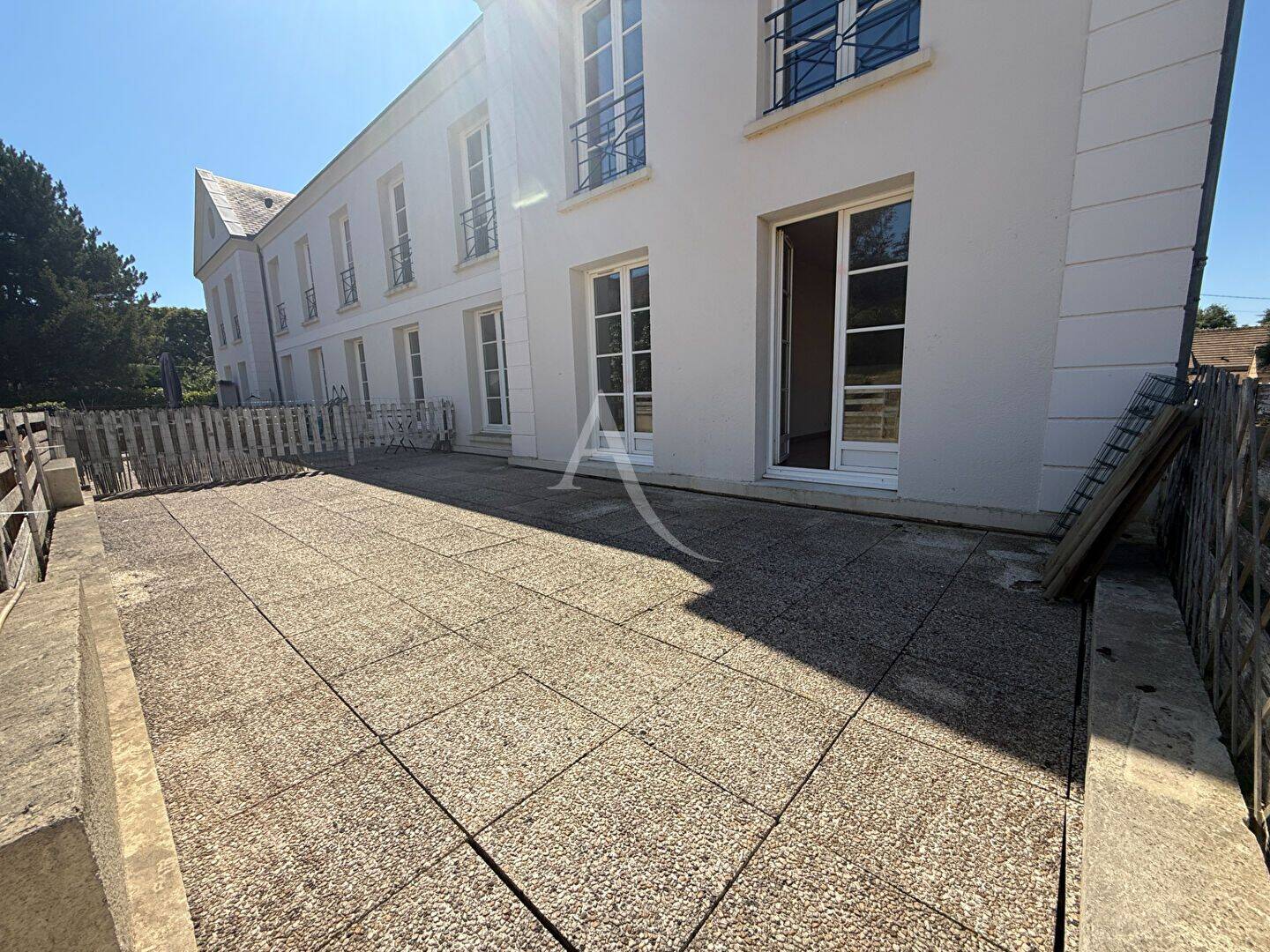 Appartement 2 pièces 46 m² · à Dourdan · 46 m² · 675 €