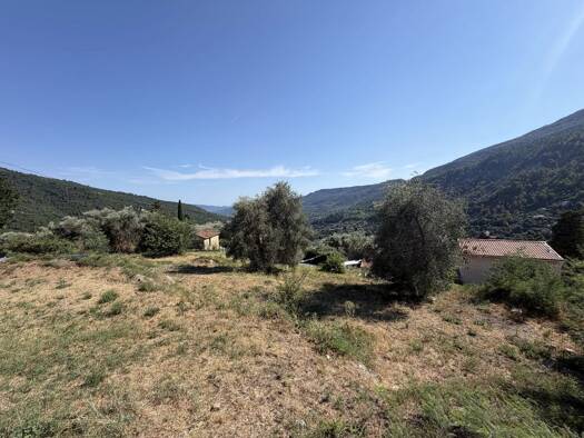 Terrain constructible à vendre 149 000 € 1 460 m² de terrain Coaraze 06390