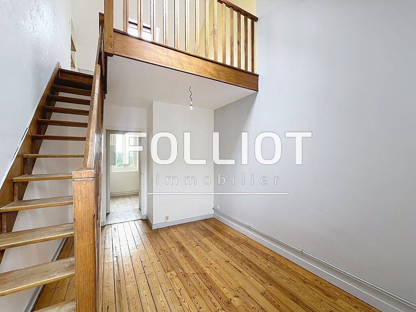 Appartement 2 pièces 25 m² · à Fougères · 24,9 m² · 360 €