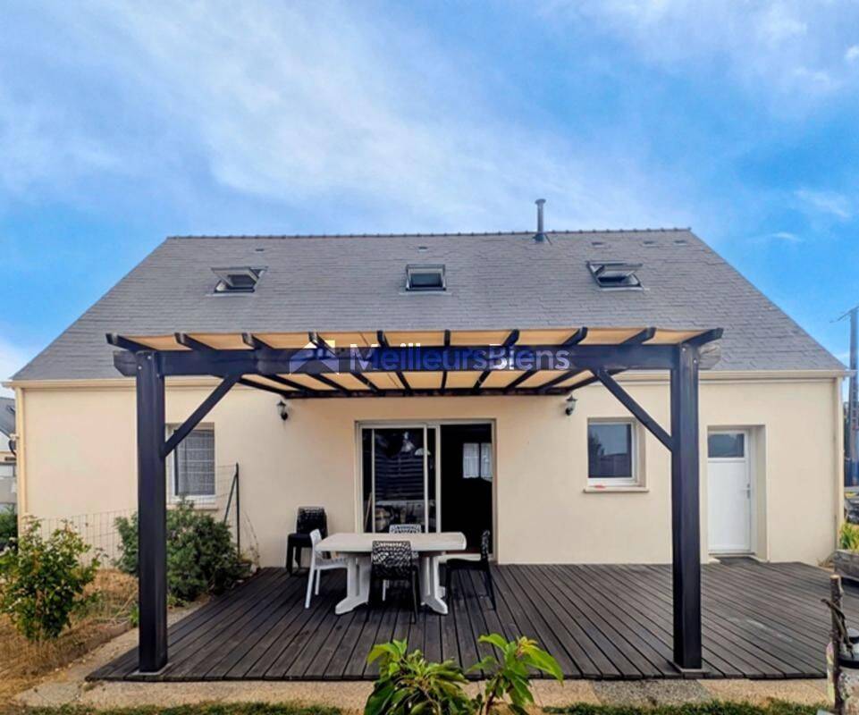 Maison 6 pièces 116 m² · à Saint-Lyphard · 116 m² · 373 500 €