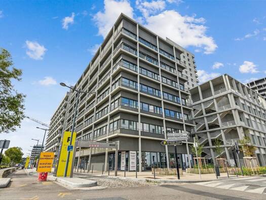 Espace bureau à vendre 11 557 400 € 2 352 m² de bureaux divisible de 280 m² à 2 352 m² Confluence Lyon 2ème arrondissement 69002