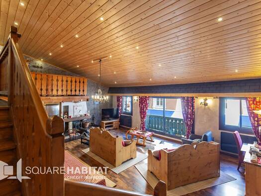 Appartement à vendre 511 800 € 4 pièces 3 chambres 114 m² Étage 1/3 Cauterets 65110