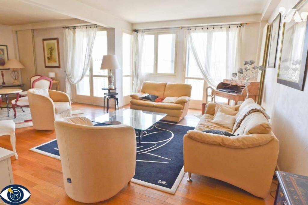 Appartement 145 m² · à Laval · 145 m² · 187 200 €