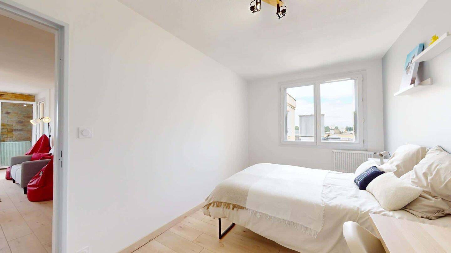Room in Rue Joachim du Bellay, Toulouse for 97 m² with 5 bedroom — 4