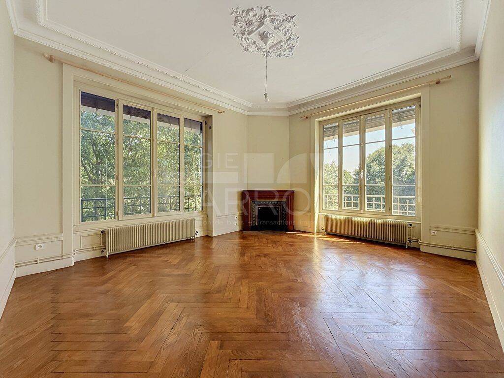 Appartement 3 pièces 86 m² · à Lyon 6ème Arrondissement · 86 m² · 1 380 €