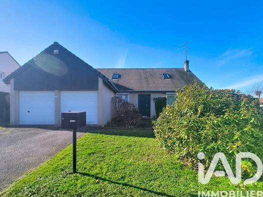 Maison à vendre 395 000 € 6 pièces 5 chambres 169 m² 977 m² de terrain Est Bonsecours 76240