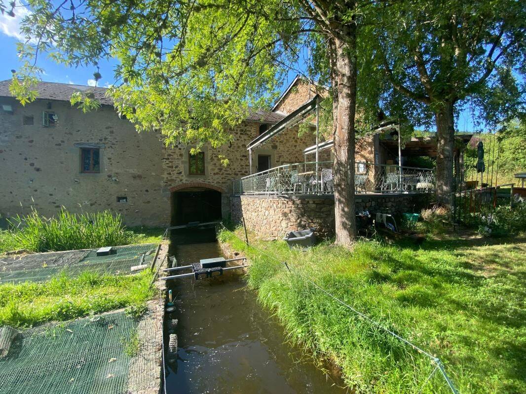 Maison 6 pièces 161 m² · à La Petite-Verrière · 160,8 m² · 429 000 €