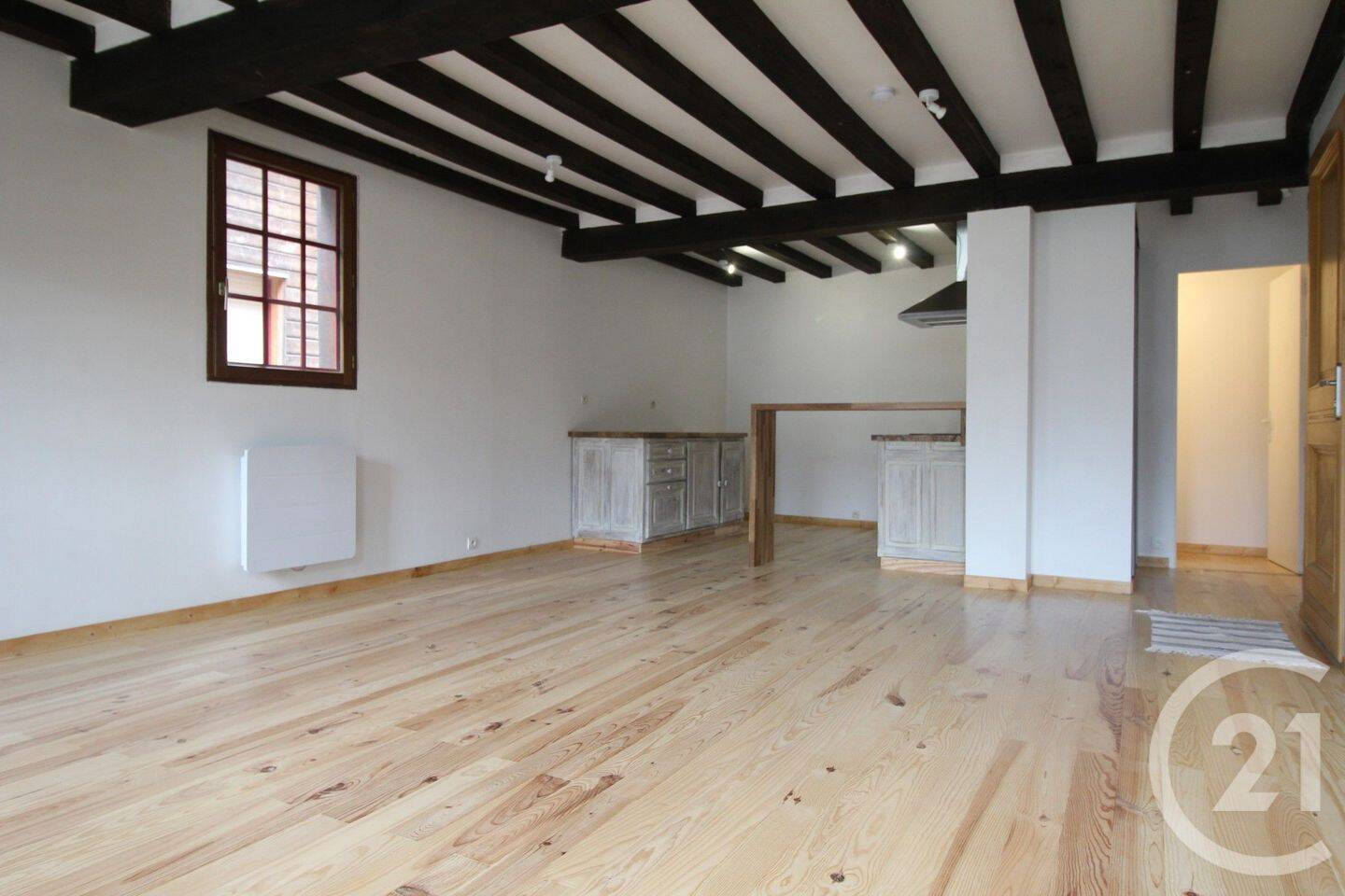 Appartement 3 pièces 79 m² · à Pont-Audemer · 78,6 m² · 715 €