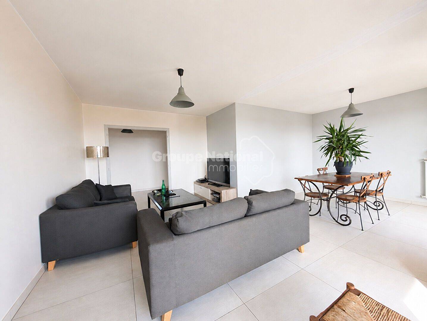 Appartement 4 pièces 77 m² · à Villeurbanne · 77 m² · 219 000 €