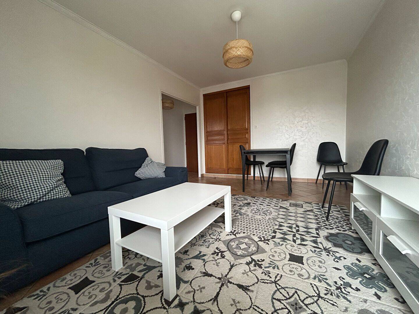 Appartement 2 pièces 39 m² · à Lucé · 39 m² · 630 €