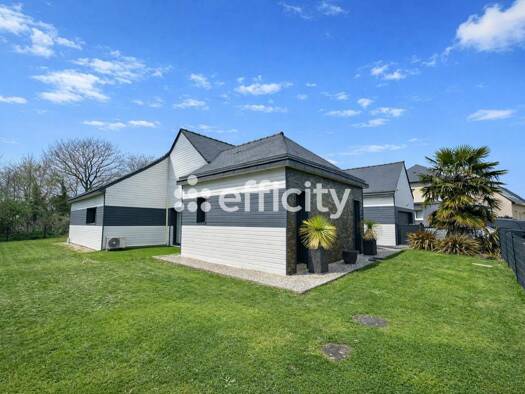 Pavillon à vendre 413 000 € 8 pièces 6 chambres 186 m² 741 m² de terrain Bais 35680