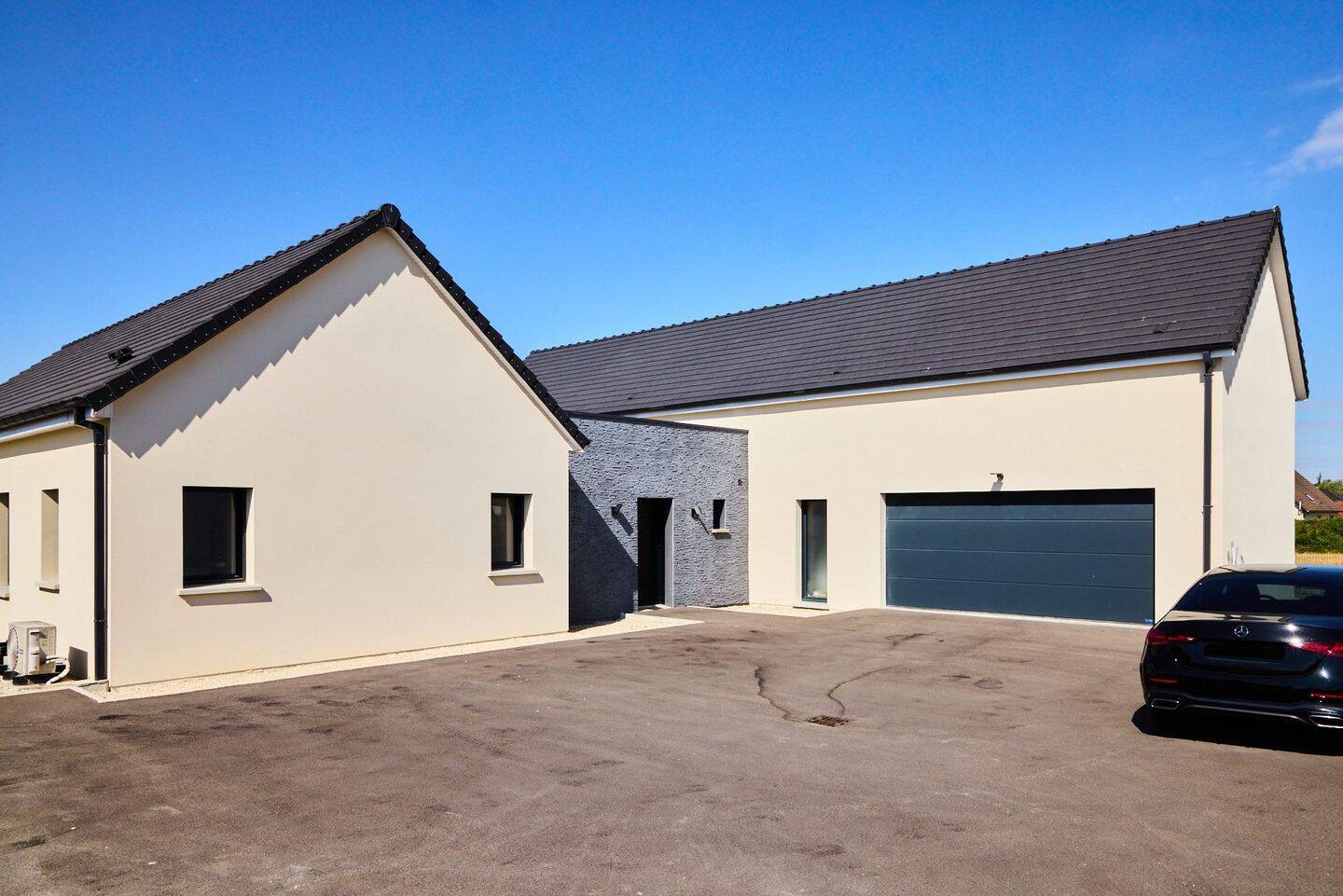 Maison 6 pièces 195 m² · à Sainte-Maure · 195 m² · 599 000 €