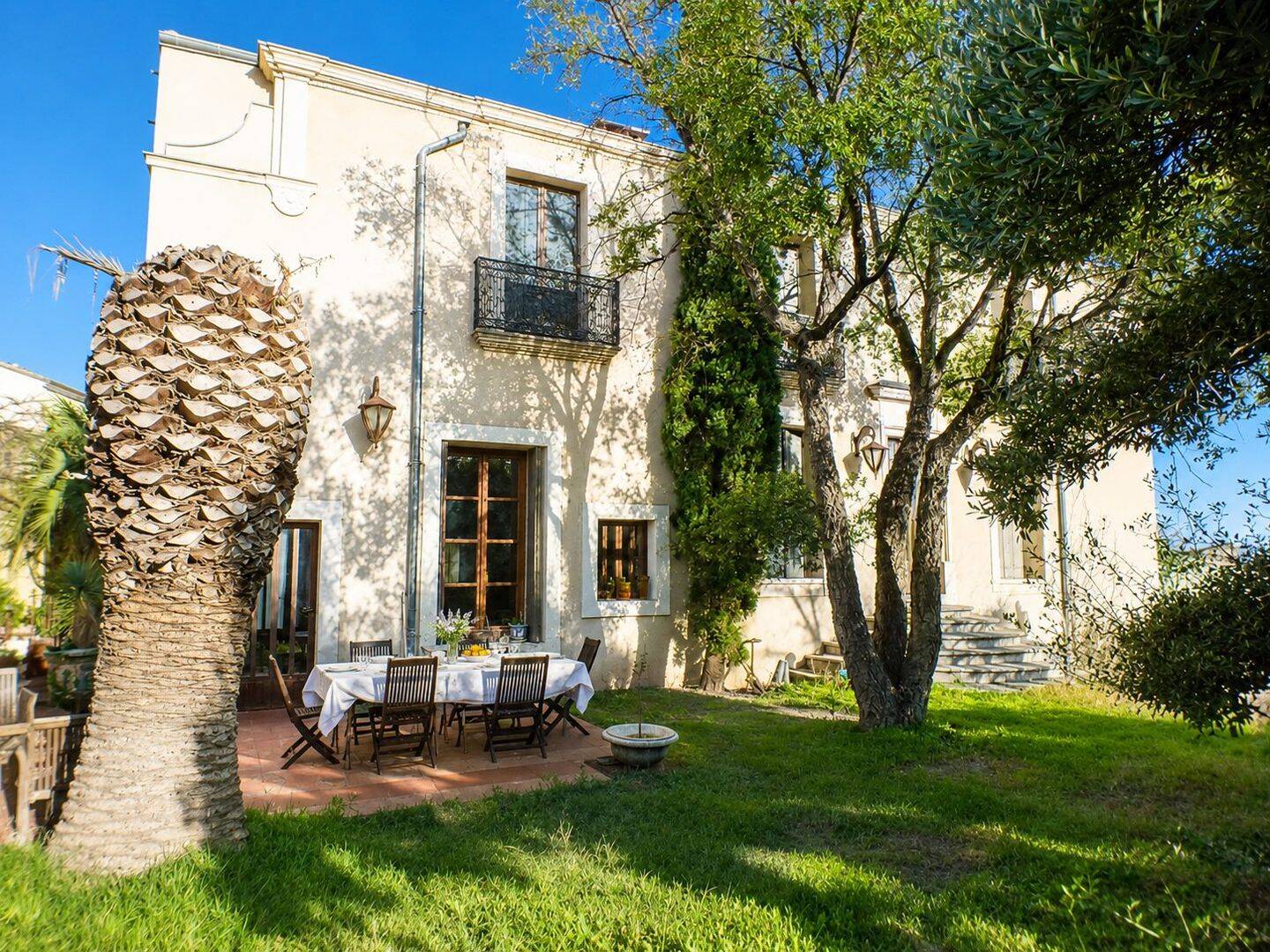 Maison 10 pièces 339 m² · à Servian · 339 m² · 646 000 €