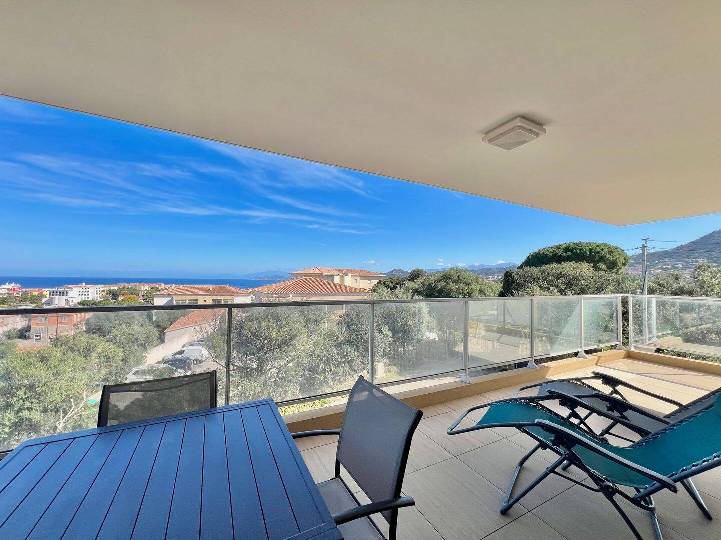 Appartement 2 pièces 50 m² · à L'Île-Rousse · 50 m² · 339 000 €