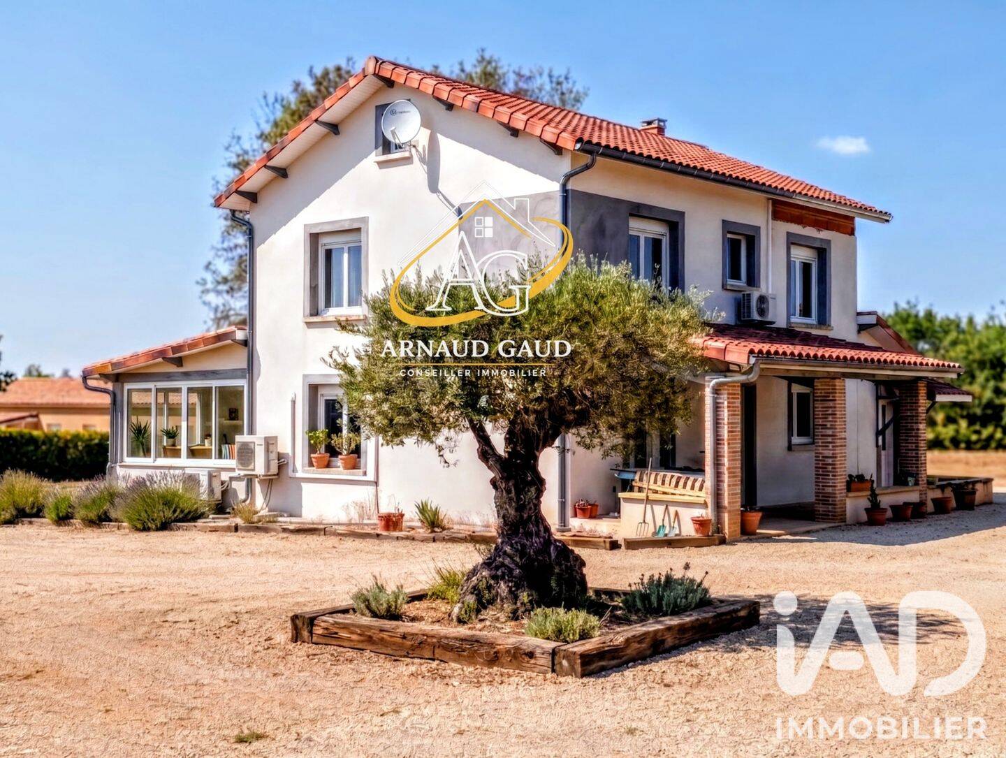 Maison 6 pièces 167 m² · à Septfonds · 167 m² · 250 000 €