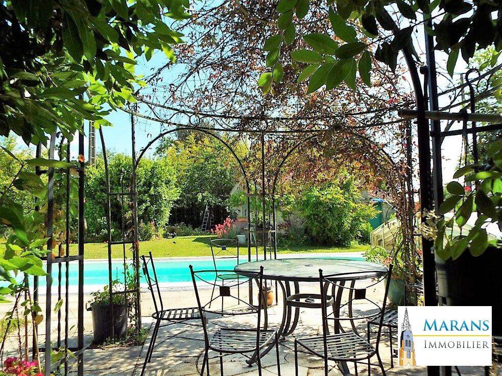 Maison 9 pièces 229 m² · à Chaillé-les-Marais · 229 m² · 263 600 €