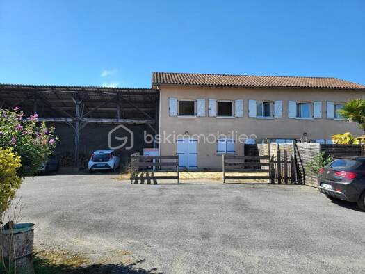 Maison à vendre 522 000 € 19 pièces 14 chambres 450 m² 16 170 m² de terrain Nogaro 32110