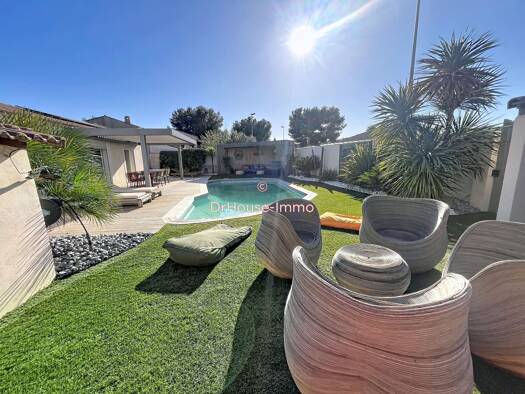 Maison à vendre 520 000 € 4 pièces 3 chambres 106 m² 475 m² de terrain Avenue de Marseille-Liourat Vitrolles 13127