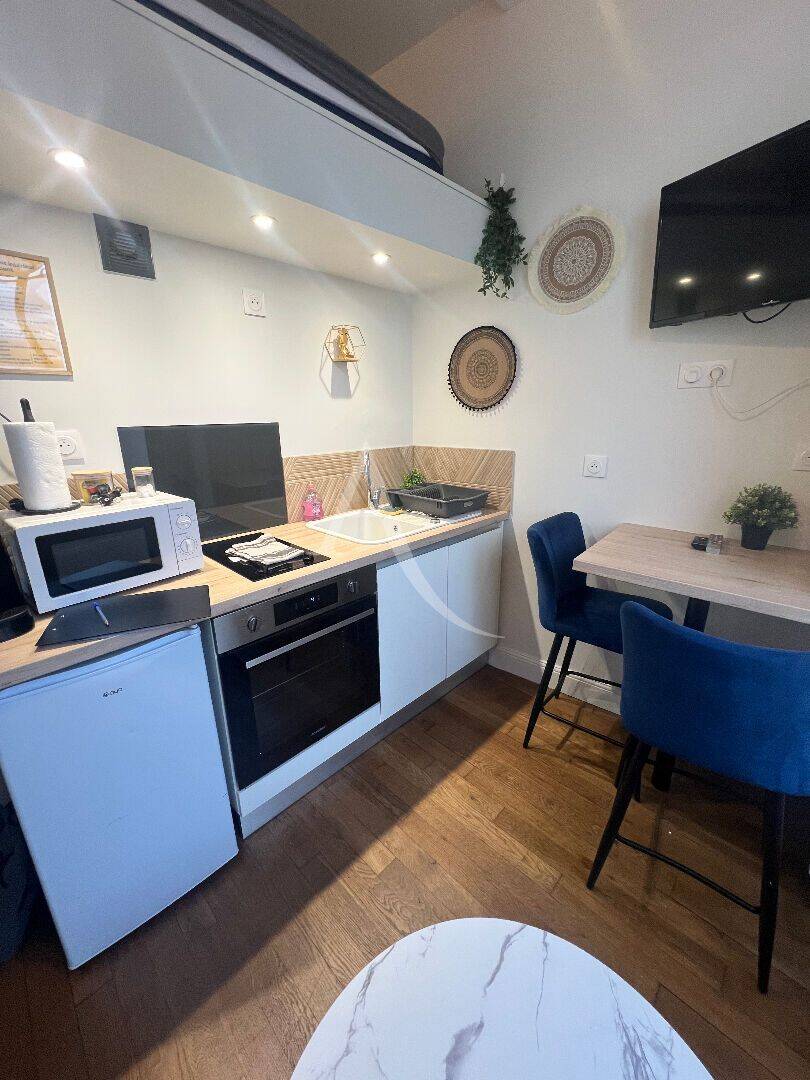 Appartement 1 pièce 10 m² · à Orléans · 10 m² · 520 €
