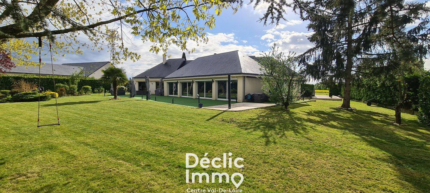 Maison 7 pièces 317 m² · à Saint-Cyr-sur-Loire · 317 m² · 995 000 €