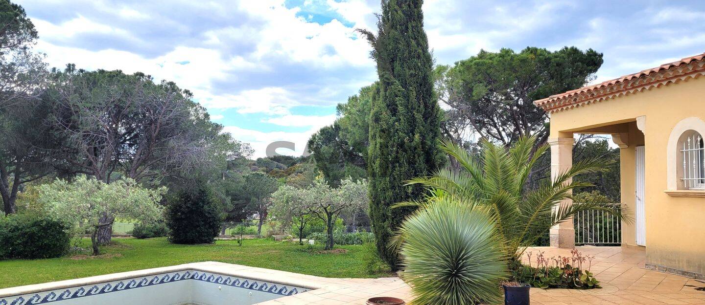 Maison 6 pièces 165 m² · à Langlade · 165 m² · 787 000 €