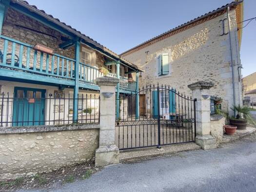 Maison à vendre 277 000 € 7 pièces 4 chambres 150 m² 1 000 m² de terrain Bourrou 24110