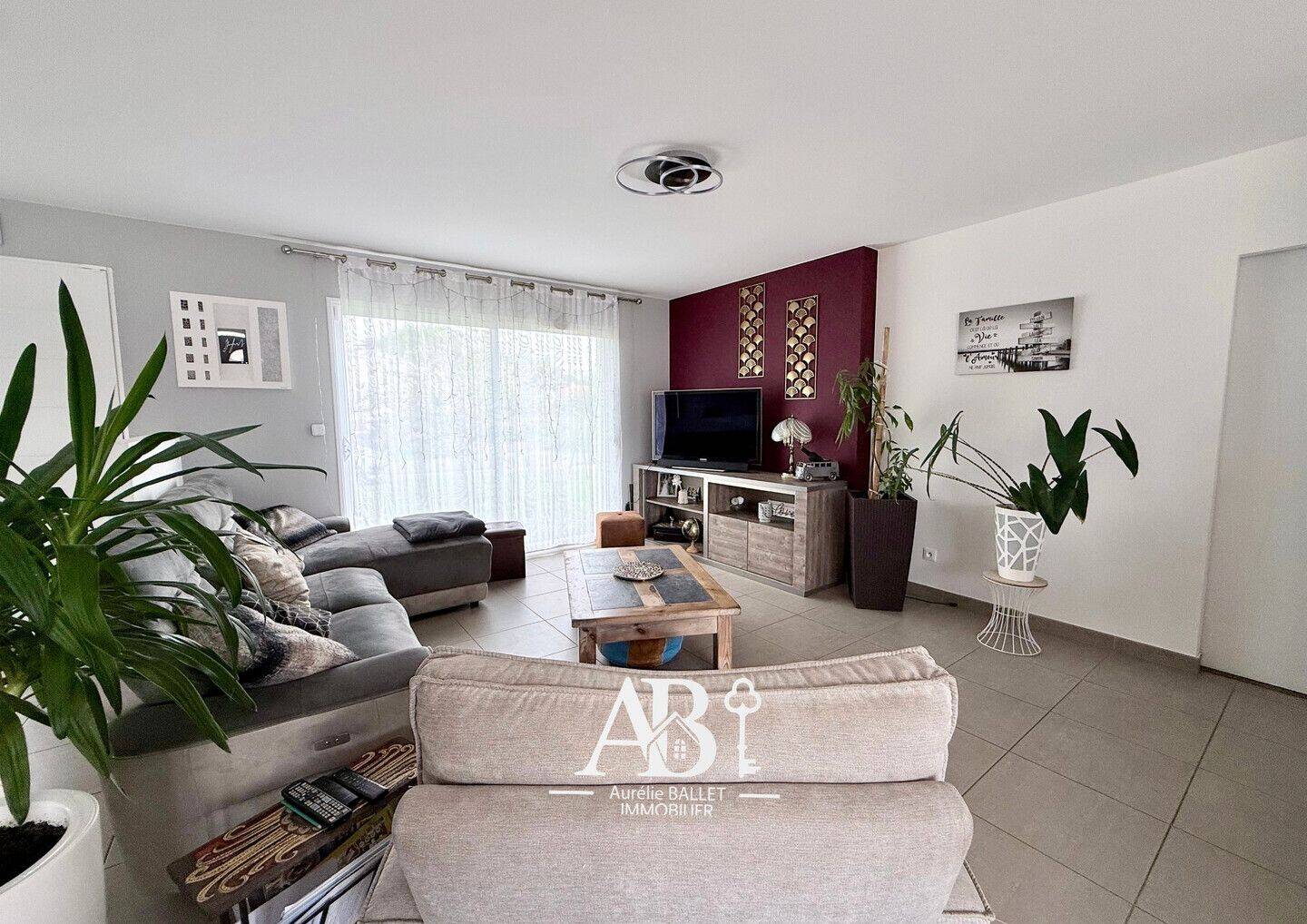 Maison 5 pièces 128 m² · à Le Pian-Médoc · 128 m² · 449 000 €
