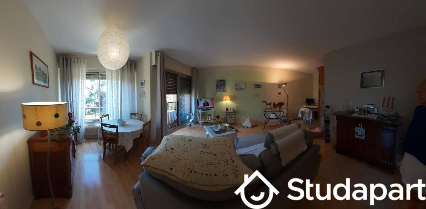 Appartement 3 pièces 17 m² · à Bois-Guillaume · 17 m² · 450 €
