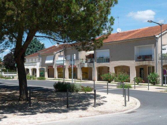 Maison 3 pièces 95 m² · à Pineuilh · 95 m² · 595 €