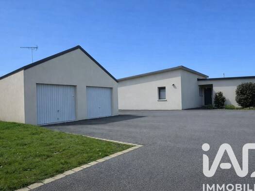 Maison de plain-pied à vendre 295 000 € 5 pièces 4 chambres 121 m² 1 360 m² de terrain Quilly 44750