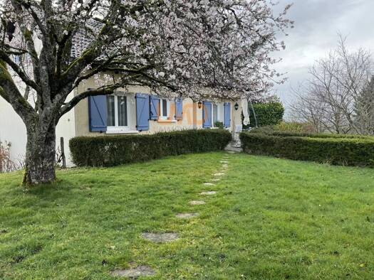 Maison à vendre 230 000 € 7 pièces 4 chambres 141 m² Conques-en-Rouergue 12320