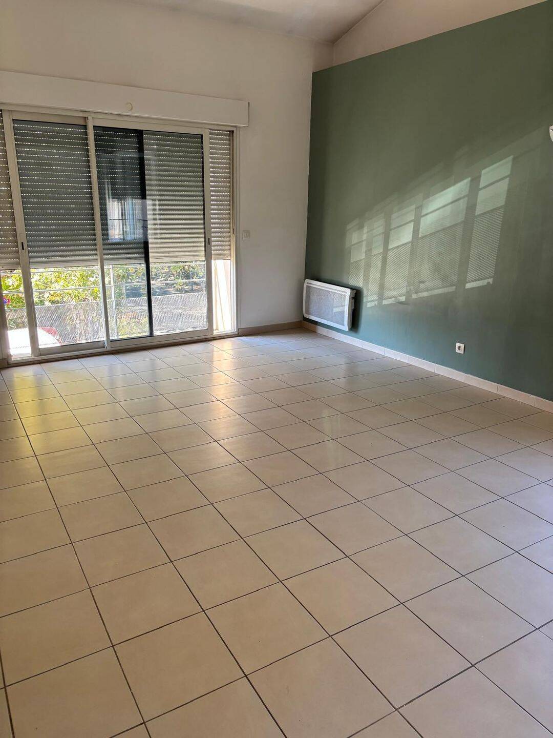 Appartement 3 pièces 75 m² · à Marseille 13ème Arrondissement · 75 m² · 990 €/mois