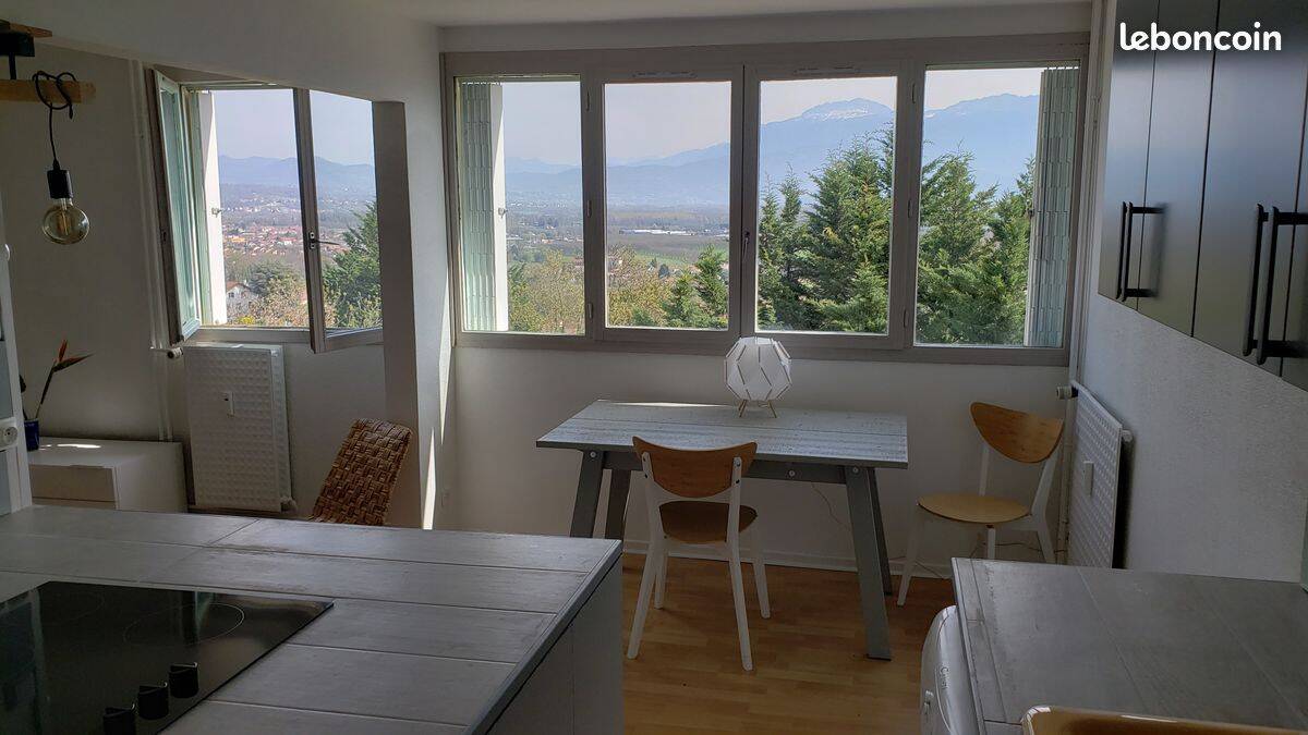 Appartement 1 pièce 38 m² · à Tullins · 38 m² · 672 €/mois