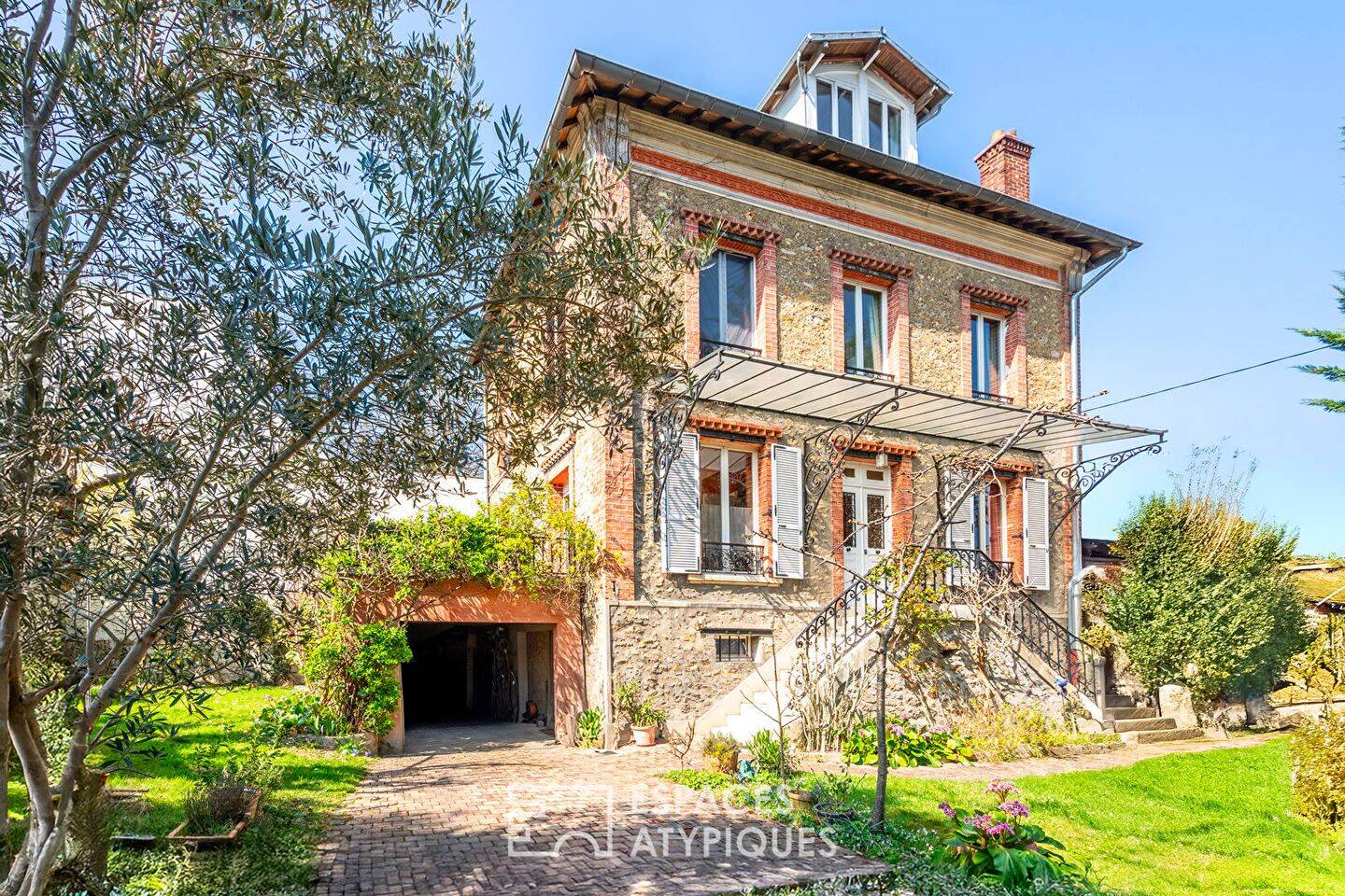 Maison 8 pièces 208 m² · à Neuilly-Plaisance · 208 m² · 695 000 €