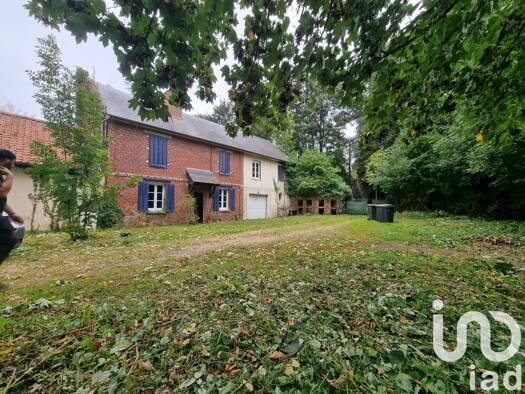 Maison à vendre 219 000 € 8 pièces 4 chambres 190 m² 3 208 m² de terrain Breteuil 60120