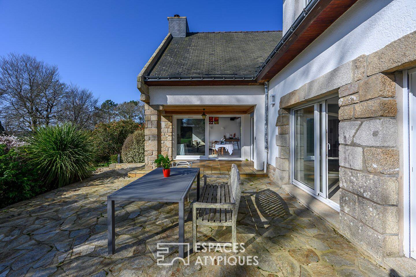 Maison 7 pièces 252 m² · à Guidel · 252 m² · 997 500 €