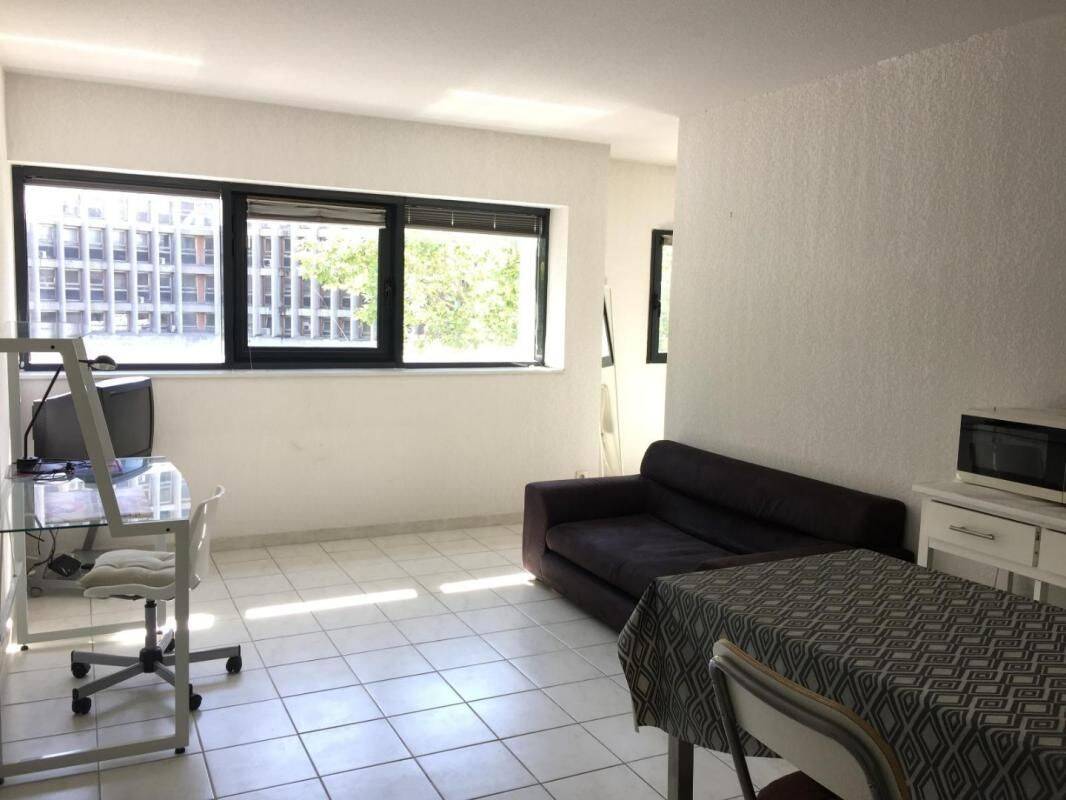 Appartement 2 pièces 32 m² · à Marseille 5ème Arrondissement · 32 m² · 651 €/mois