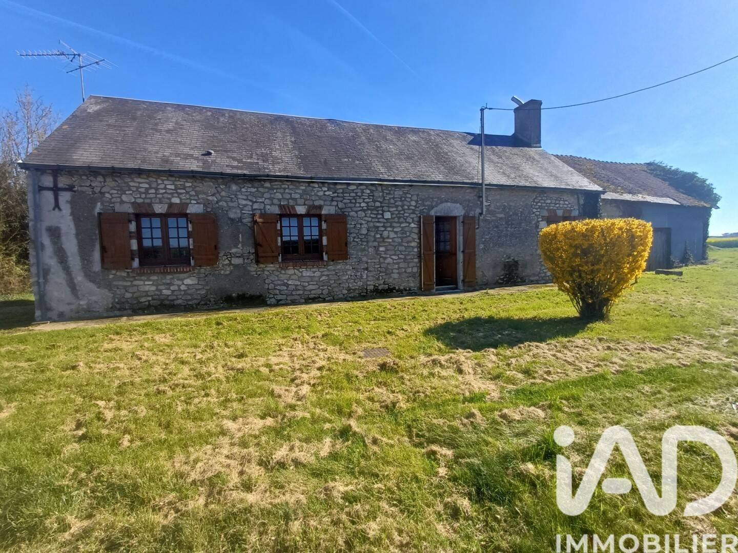 Maison 5 pièces 123 m² · à Tourailles · 122,9 m² · 135 000 €