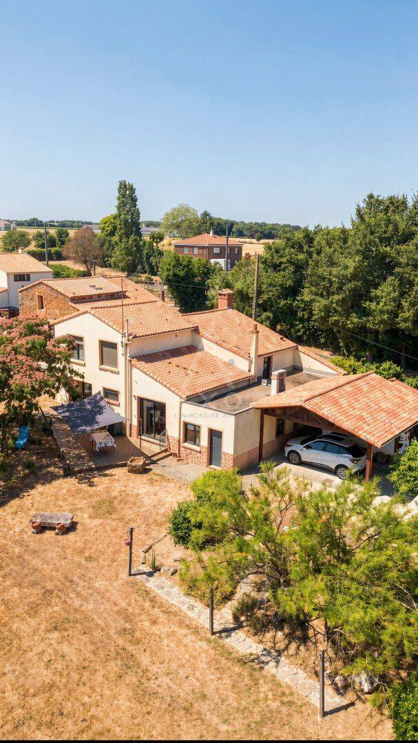 Maison 6 pièces 139 m² · à Montaigu-Vendée · 139 m² · 280 000 €