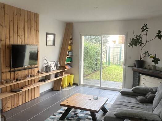 Maison à louer 1 450 € 4 pièces 2 chambres 81,7 m² Saint Martin-Canteloup-Bourleaux Villenave-d'Ornon 33140