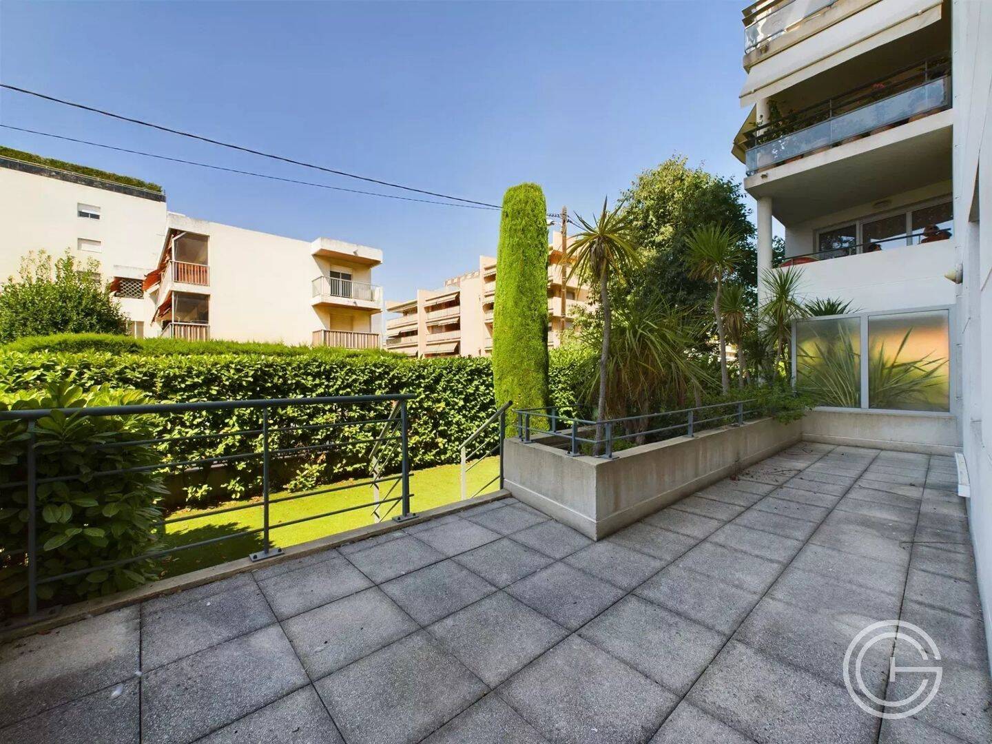 Appartement 2 pièces 53 m² · à Saint-Laurent-du-Var · 53 m² · 1 135 €
