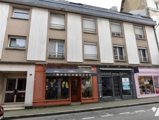 Local commercial à vendre 146 000 € Laval 53000